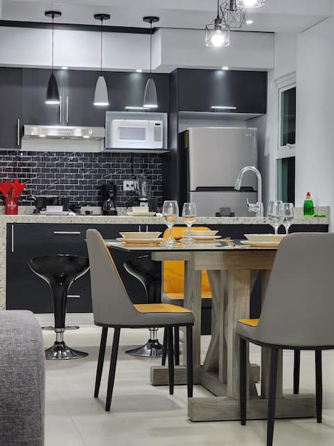 APT 4E-Private Residential-10 min. from Plaza Ceiba