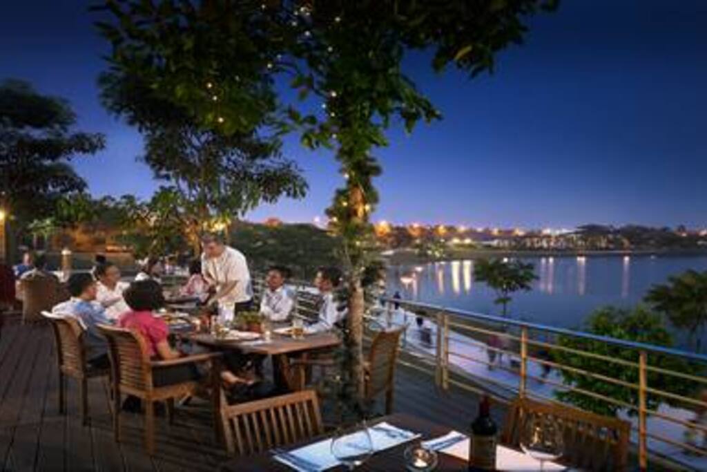 International Cuisines at Waterpark