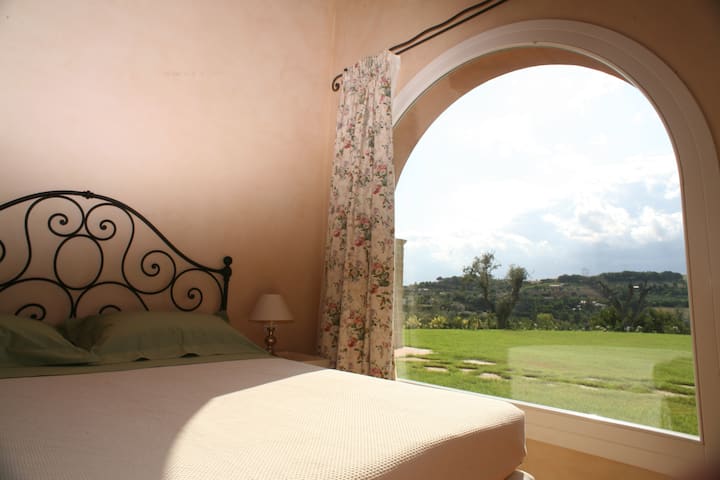 Camera dei Ciclamini