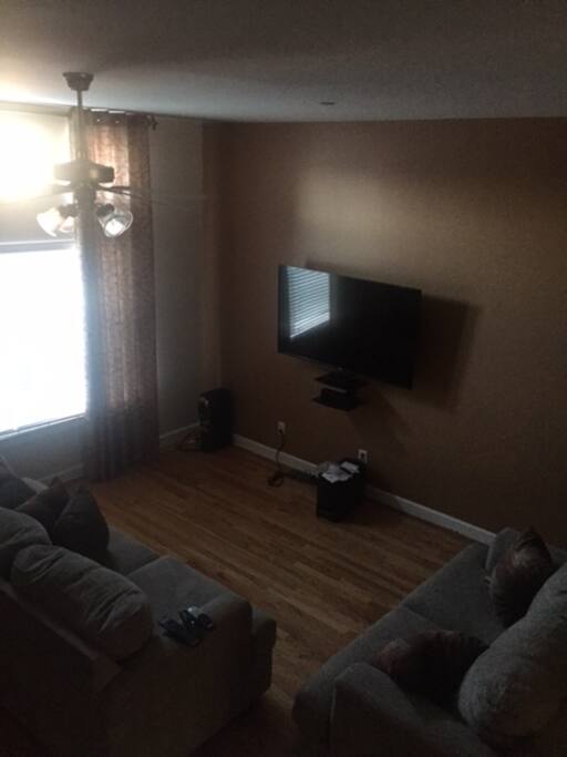 DirectTV, 4K Smart TV, wifi