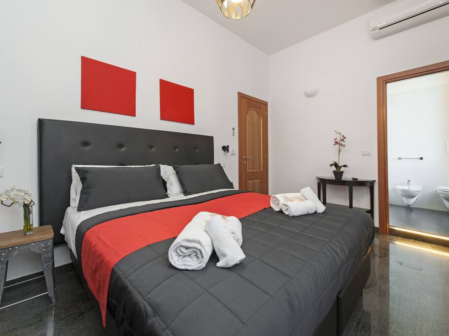 Guest room
