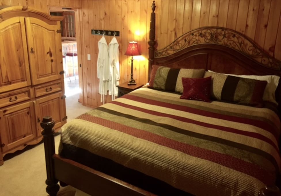 Coles Pond Room with king size bed, fireplace and flat screen TV