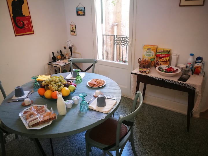 Arte Della Cartapesta, Nel Cuore Di Lecce. - Lecce