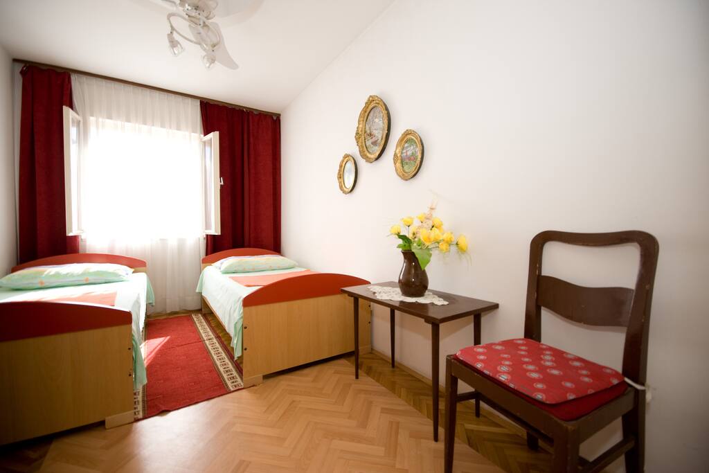 Twin room