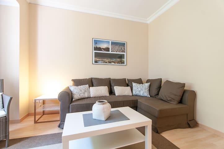 BBarcelona Sagrada Familia Flats 1013