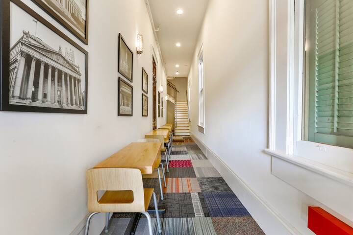 Stay at the Nitey Nite Inn! gallery image 3