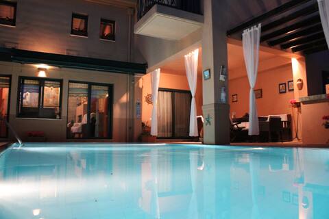 4-seasons pool villa-near METEORA