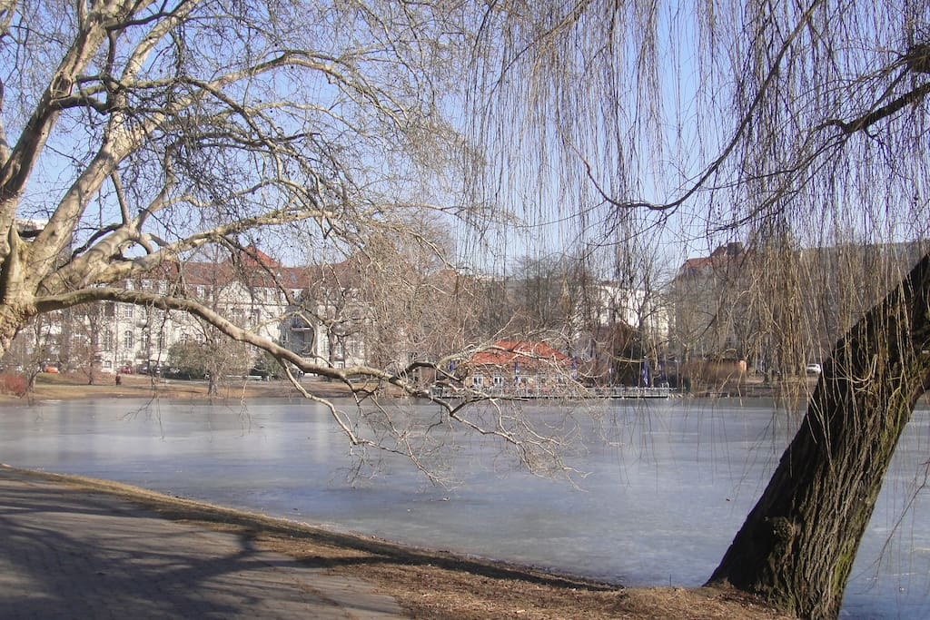 romantic Lietenzee lake in walking distance