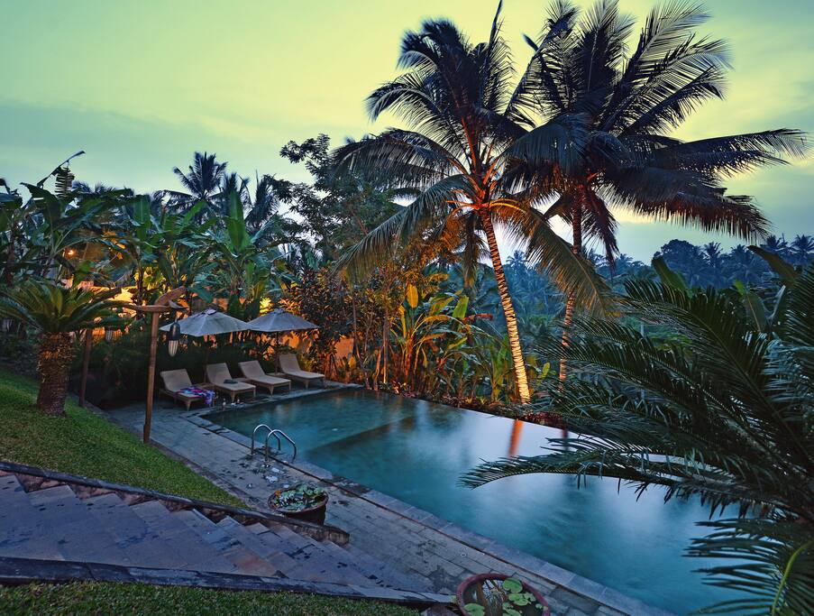 Public Pool
