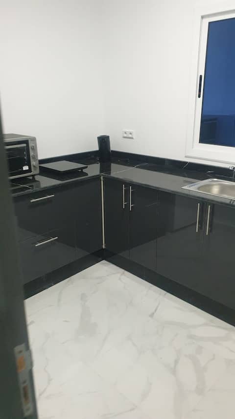 1. Gorgeous  apartment with sea view, wifi, Aircon