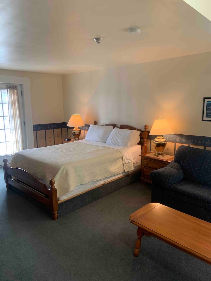 Youngstown Vacation Rentals Airbnb