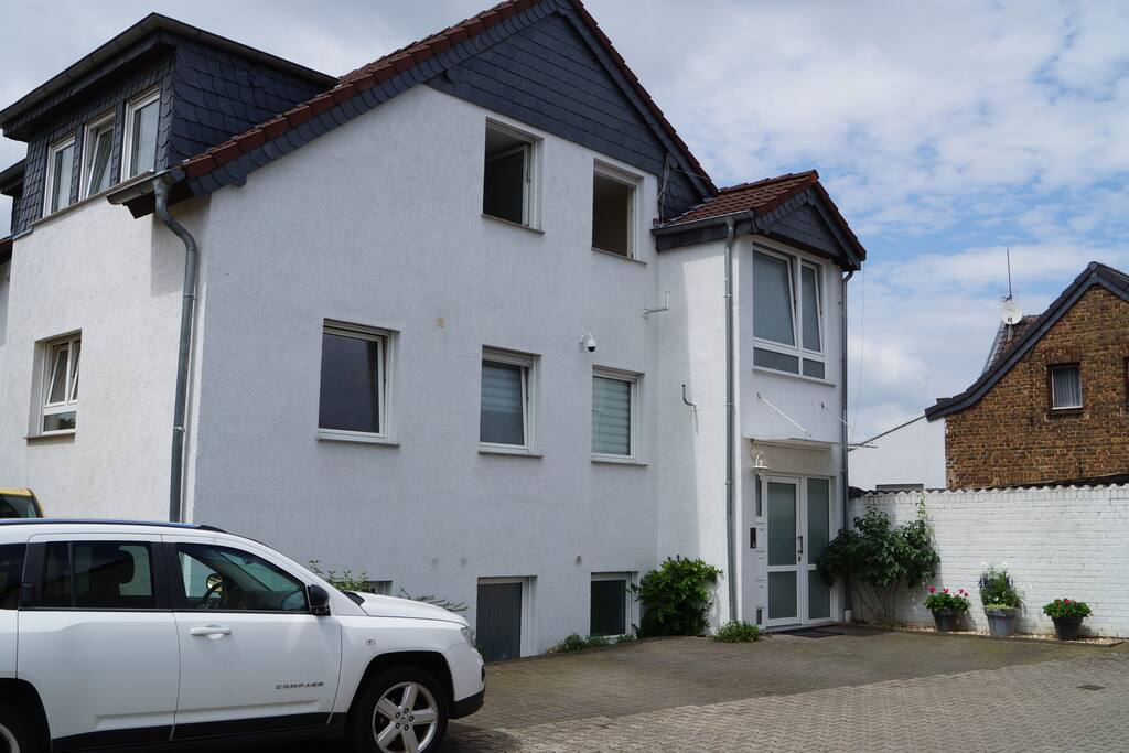 Apartment4time Haus Bedburg Aussenansicht