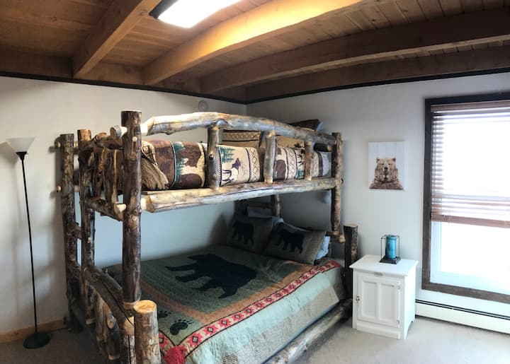 FullXL/queen bunk (mund të fle 4)