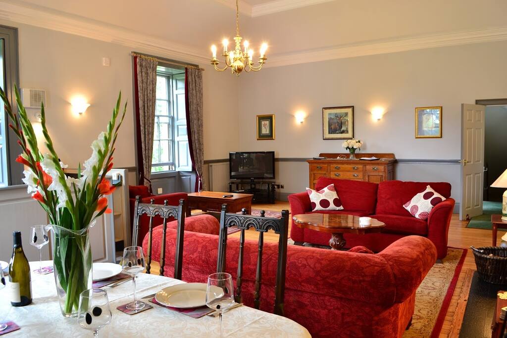 Dining Area - Eland