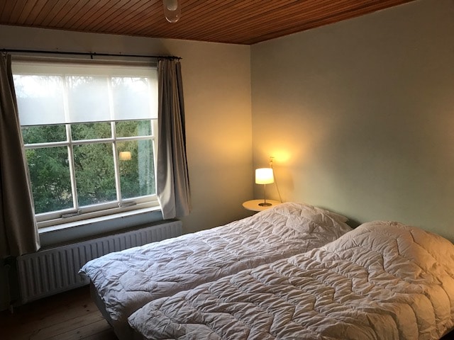 საძინებელი 8