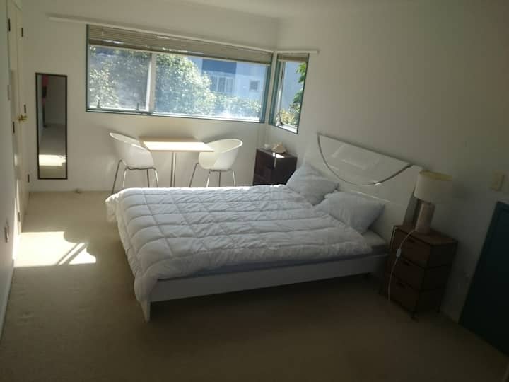 Auckland Holiday Rentals & Homes - Auckland, New Zealand | Airbnb - Luxury Loft Rentals In Auckland