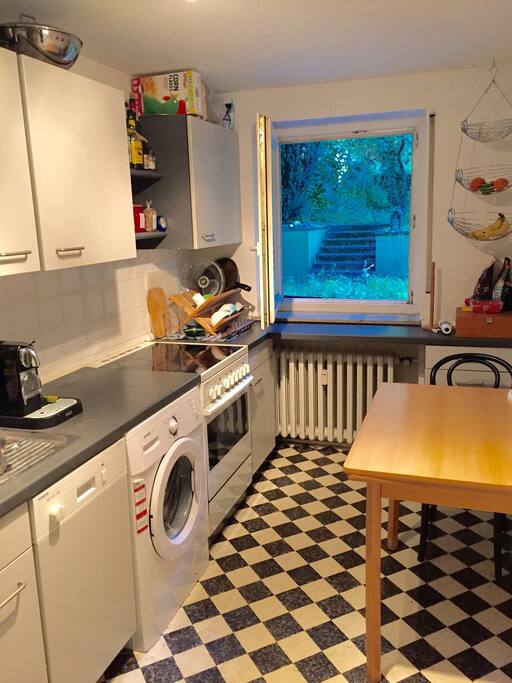 Kitchen (everything you might need- coffee machine, washing machine etc)