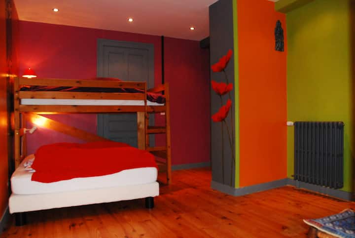 Spavaća soba 3 kata krevet 140 + krevet 90 povišeni