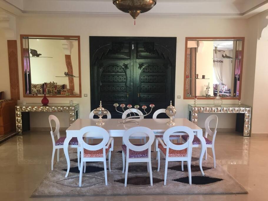 Coin repas au 1er étage de la maison