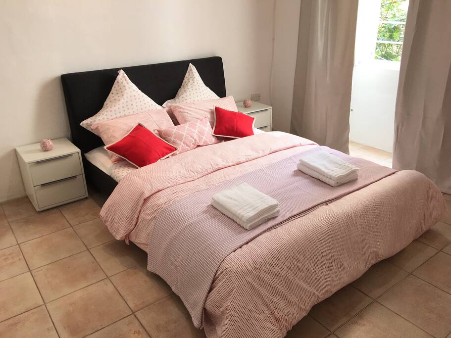 SAMPLE BEDROOM
