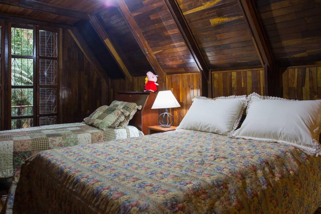 Quarto 1 cama casal e solteiro