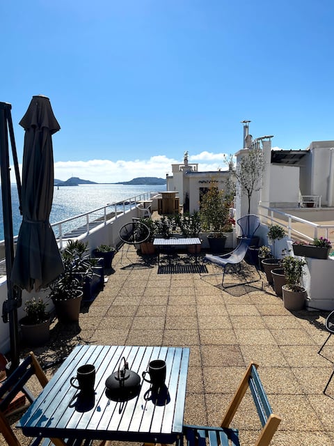 Airbnb performant: Roof Top Terrace, sea view, Catalans Islands, beach à Marseille 7e Arrondissement