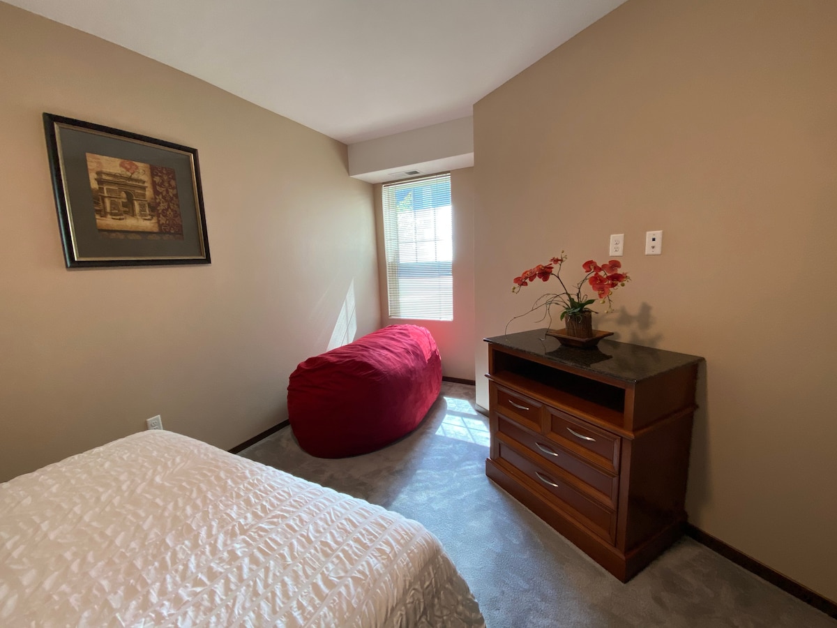 2 Bedroom Suite - Pet Friendly