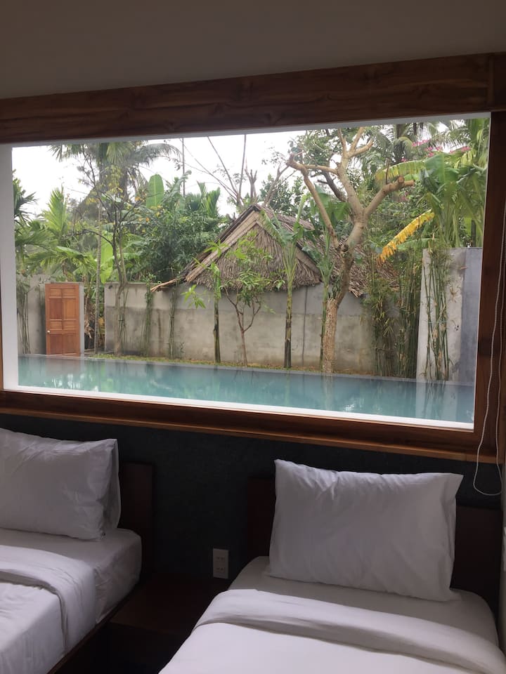 DE slaapkamer met queensize bed