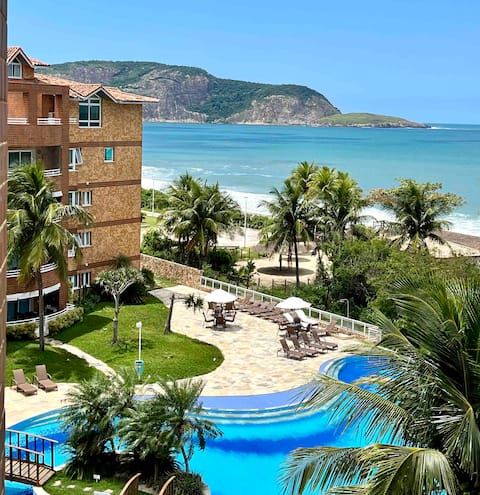 Apt 2 Suites - Praia de Camboinhas l Mar and swimming pool