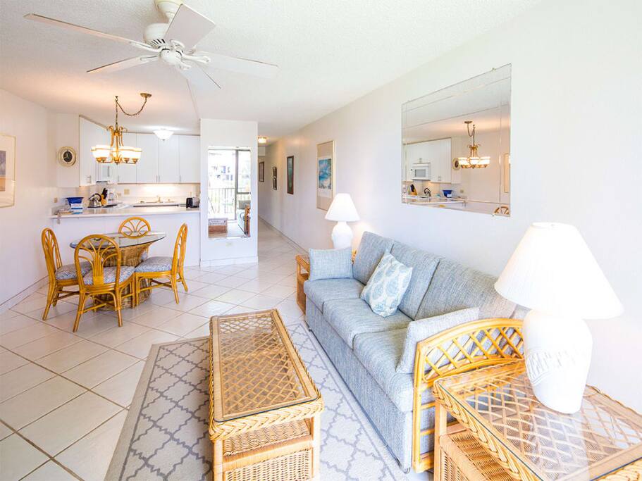 kamaole-1po-3205-living-room-03.jpg
