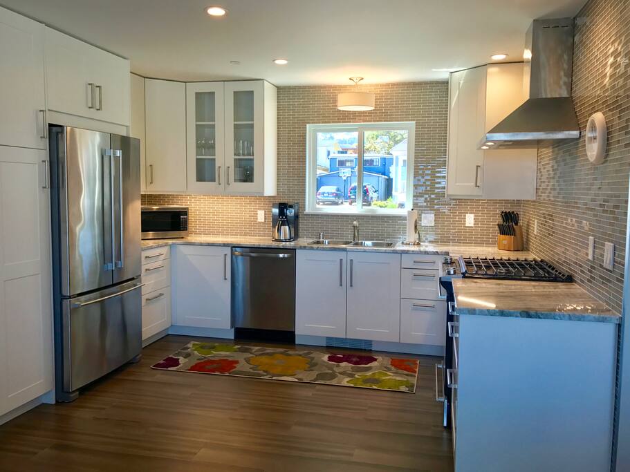 New gourmet kitchen with gas stove