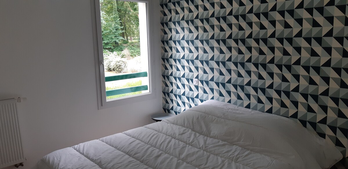 Საძინებელი 1