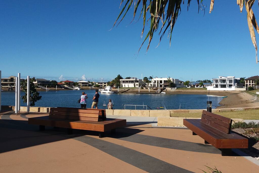 Canal walks and cafe