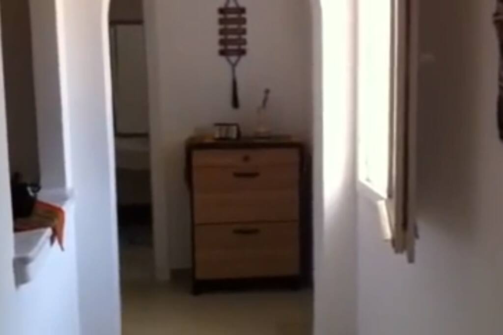 l'entrée de l'appartement