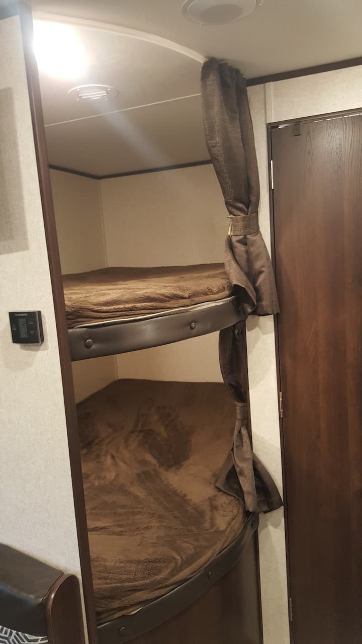 พื้นที่อยู่อาศัย