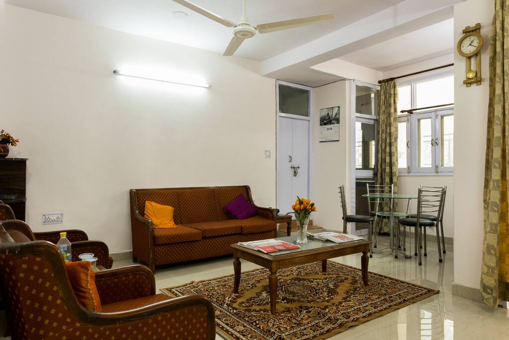 Common Living Room of Red Cherrry service Apartment