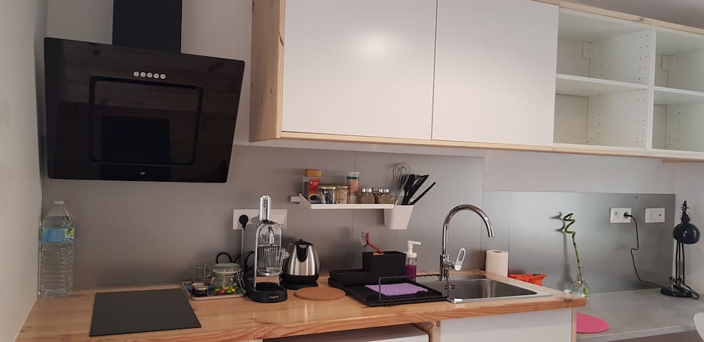 Cosy studio proche centre de Strasbourg (B)