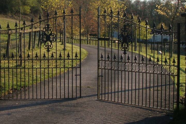 Airbnb Usk Holiday Rentals Places To Stay Wales United