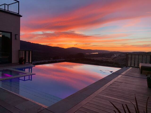 Stunning California Resort + Infinity Pool