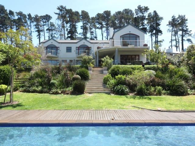 Stunning house in private estate in Hout Bay
