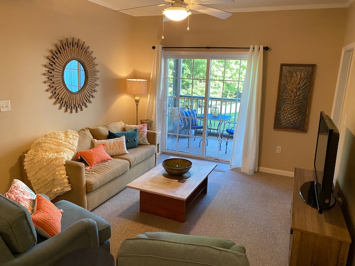 Charming Condo in Creekwood/Rehoboth Beach Condominiums for Rent in