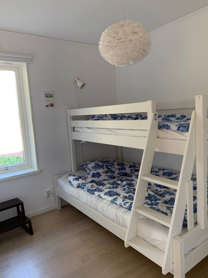 Dormitorio 2 con cama matrimonial + individual