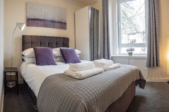 Spacious Flat Close To University And City Centre - Dundee