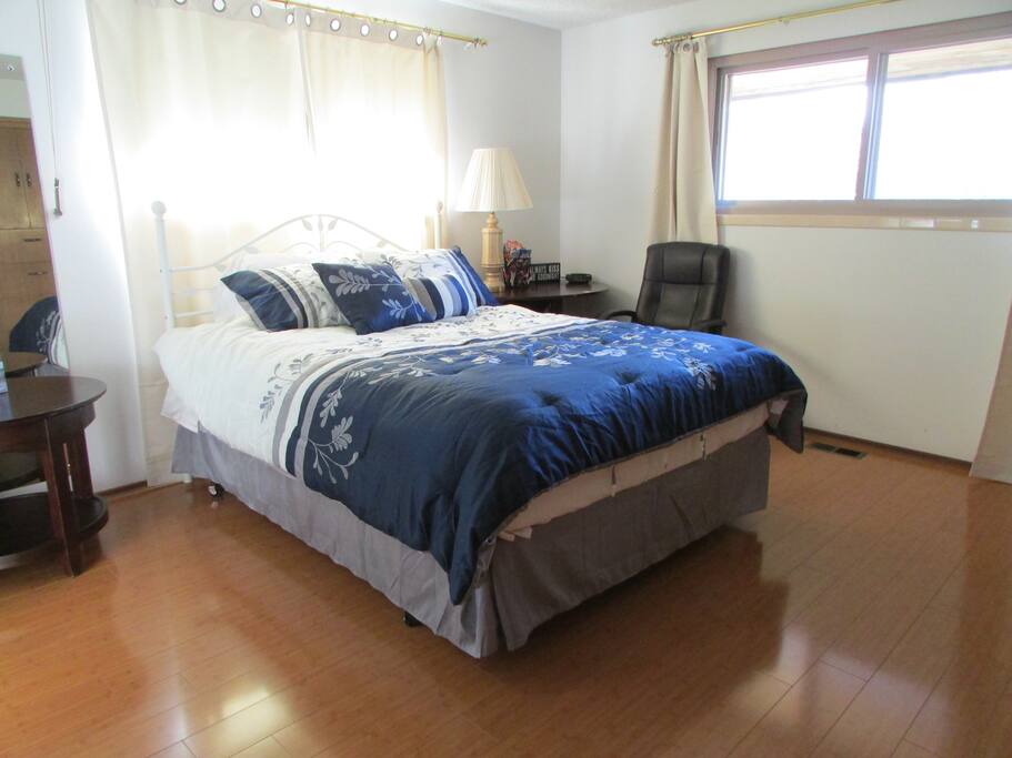 Master Bedroom with own bath. Queen Bed