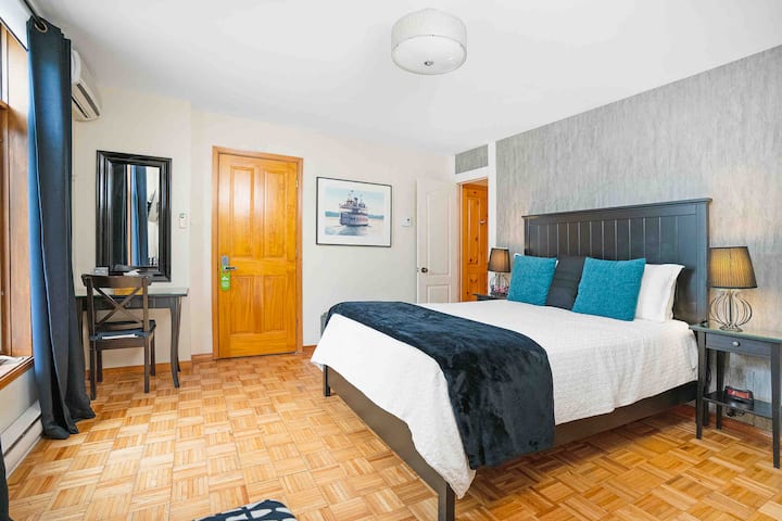 Apartment With 3bedrms Bathroom Park La Fontaine - Longueuil