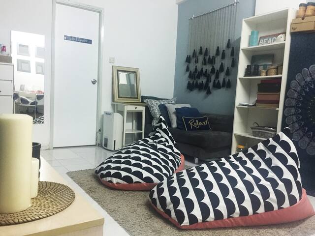 Budget (Private room near Mongkok)