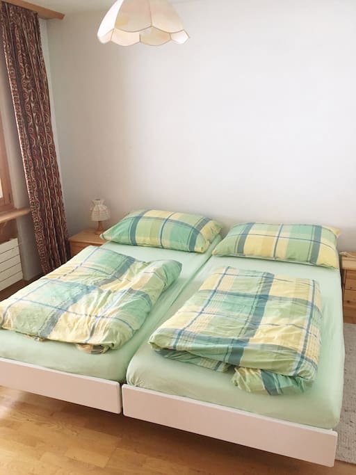 2 Bett Zimmer