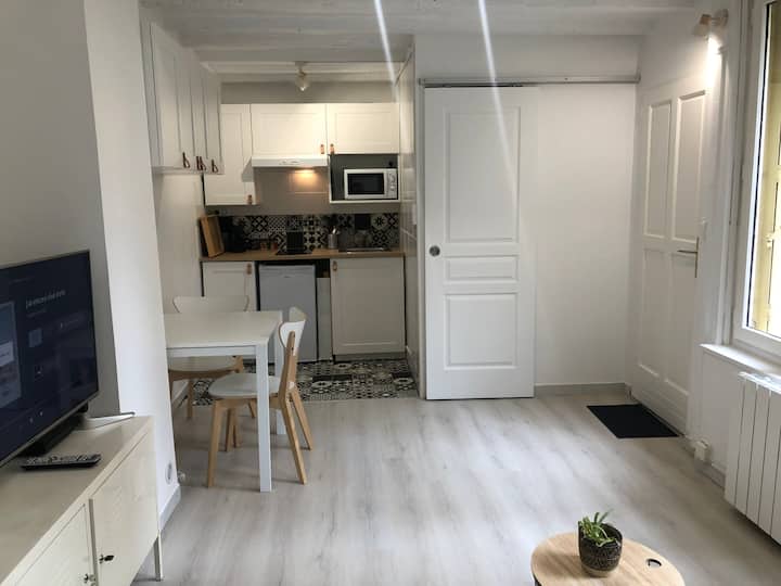 Exigehome-la Petite Cour De Versailles - Buc
