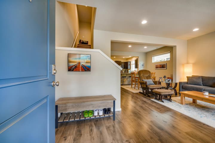 Shared New Home Private 2 Bedroom 1 1/2 Bath. - Portland, OR