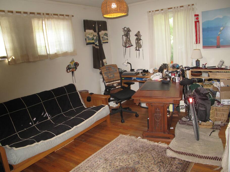 Second bedroom